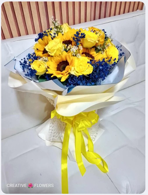 Sunflower - Overflowing Sunflower bouquet
